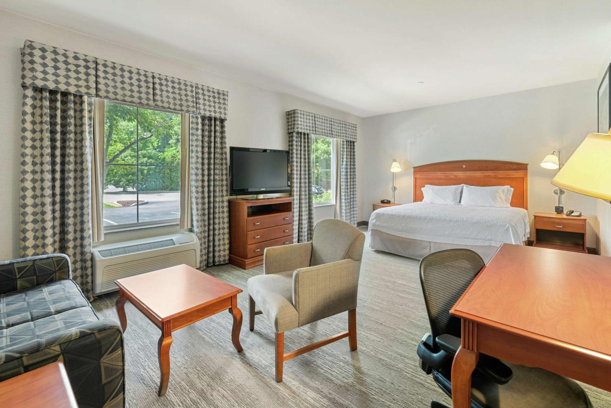 Hampton Inn & Suites Mystic Exteriör bild