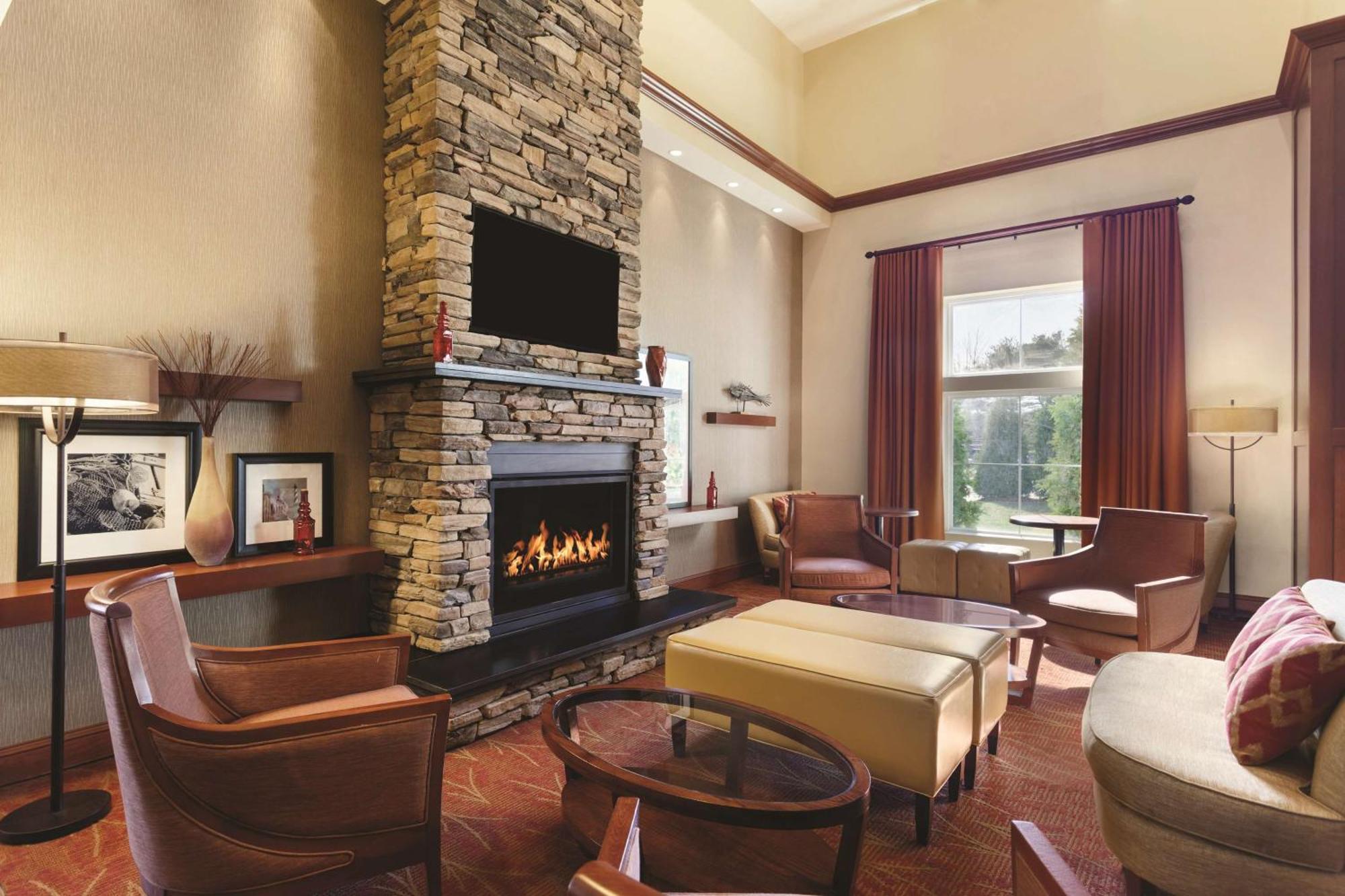 Hampton Inn & Suites Mystic Exteriör bild