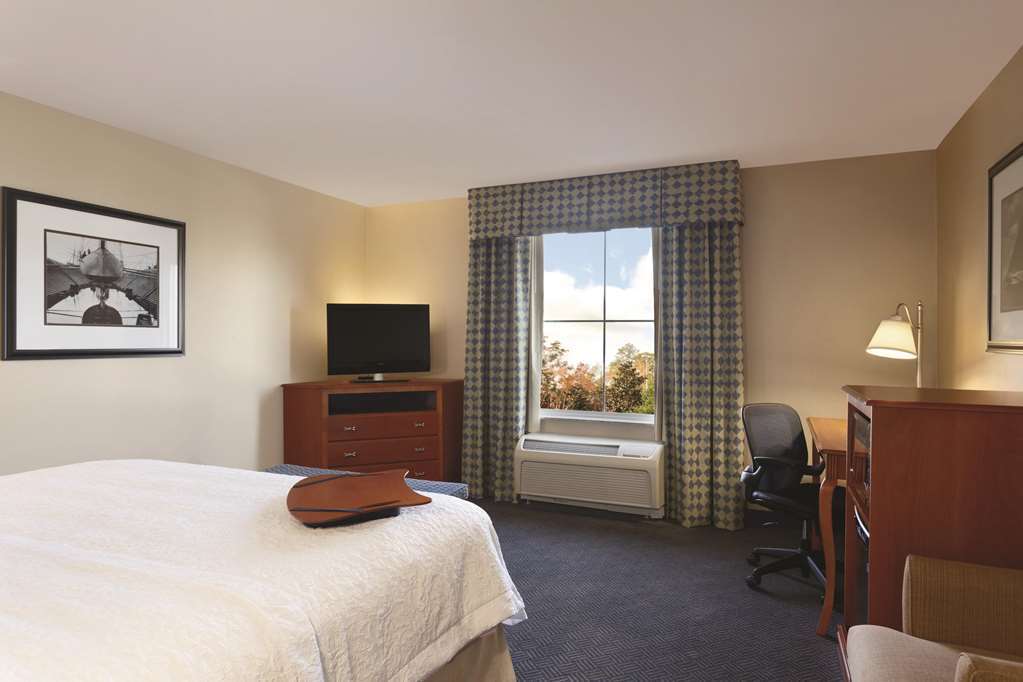 Hampton Inn & Suites Mystic Rum bild